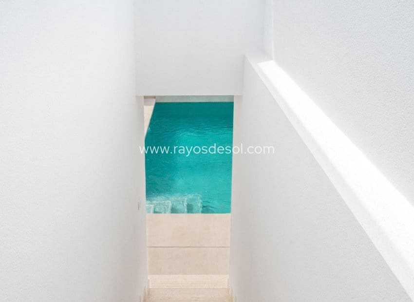 3 chambre Villa/Maison à vendre à Roldan avec piscine - 379 950 € (Ref: 8990142)