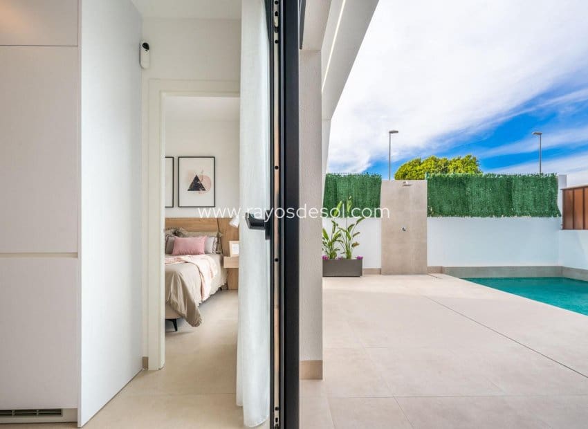 3 quarto Moradia para venda em Roldan com piscina - 379 950 € (Ref: 8990142)