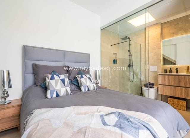 3 soveværelse Villa til salg i Roldan, Torre-Pacheco med swimmingpool - € 395.950 (Ref: 8990143)