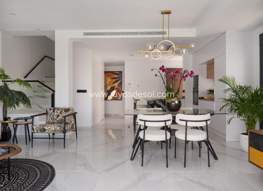 3 soverom Villa til salgs i San Pedro del Pinatar med svømmebasseng - € 465 000 (Ref: 8997307)