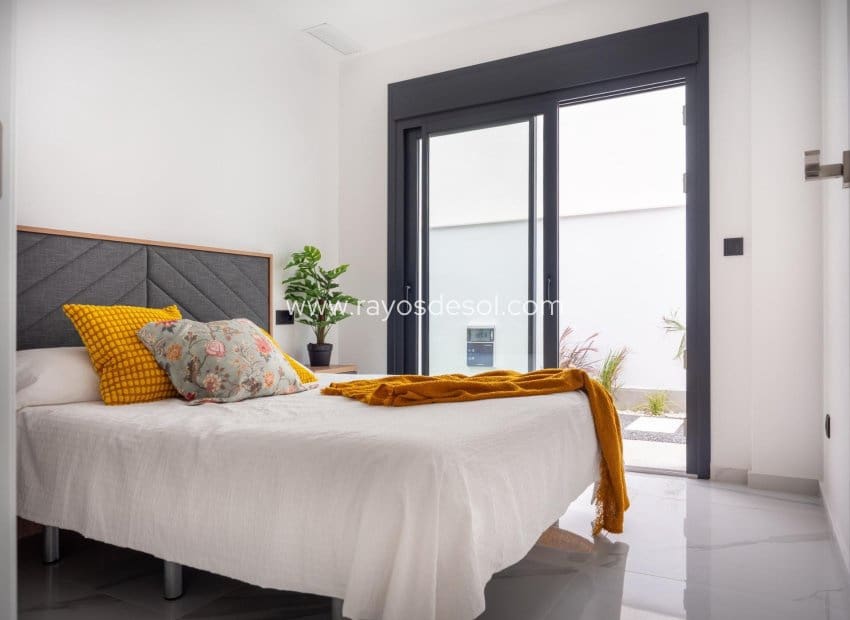 3 soverom Villa til salgs i San Pedro del Pinatar med svømmebasseng - € 465 000 (Ref: 8997307)