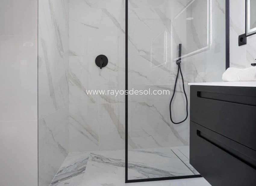 3 soverom Villa til salgs i San Pedro del Pinatar med svømmebasseng - € 465 000 (Ref: 8997307)