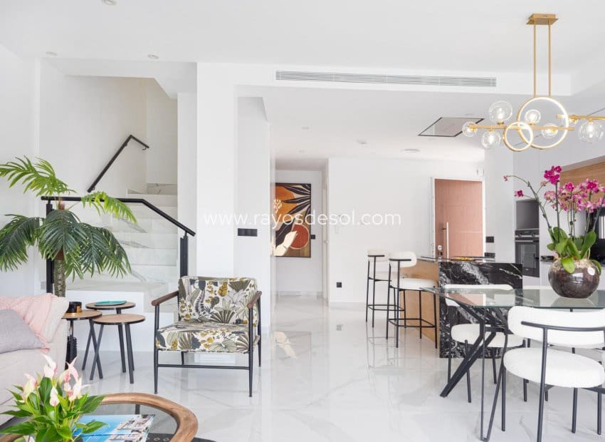 3 soverom Villa til salgs i San Pedro del Pinatar med svømmebasseng - € 465 000 (Ref: 8997307)