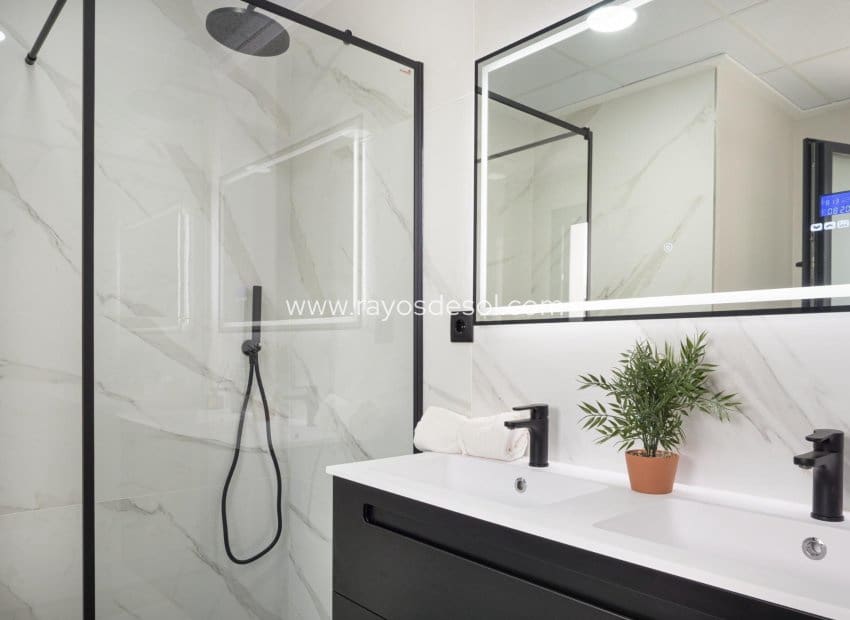 3 soverom Villa til salgs i San Pedro del Pinatar med svømmebasseng - € 465 000 (Ref: 8997307)