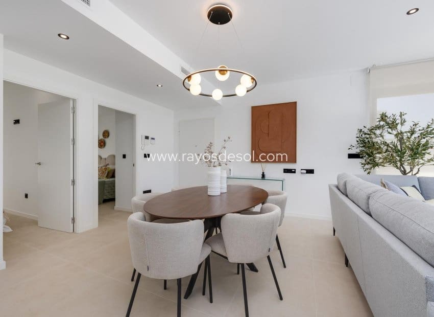 3 bedroom Villa for sale in Los Alcazares with pool - € 695,000 (Ref: 9006491)