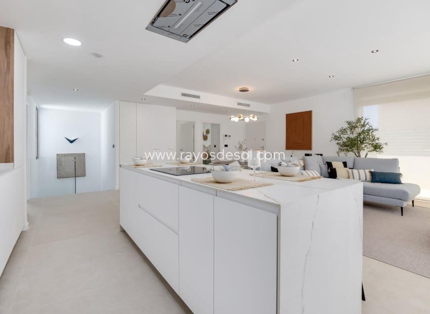 3 bedroom Villa for sale in Los Alcazares with pool - € 695,000 (Ref: 9006491)