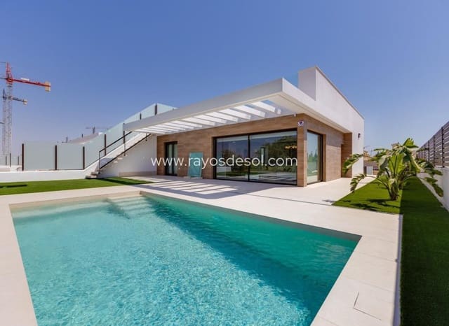 Chalet de 3 habitaciones en Las Lomas de Rame - Bahía Bella, Los Alcázares en venta con piscina - 695.000 € (Ref: 9006491)