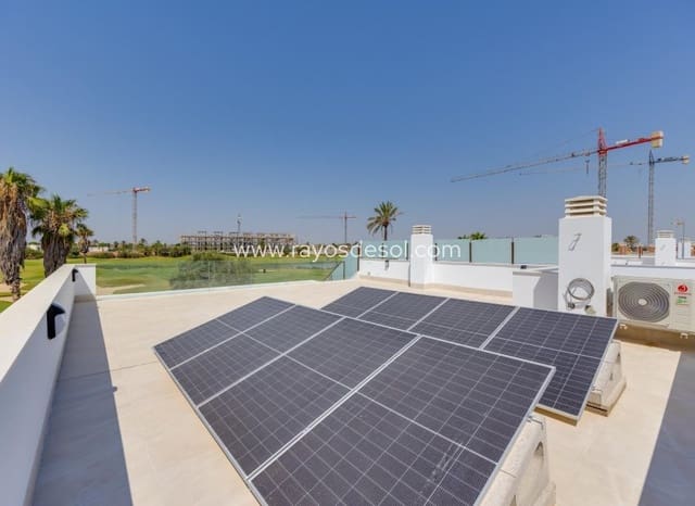 Chalet de 3 habitaciones en Las Lomas de Rame - Bahía Bella, Los Alcázares en venta con piscina - 695.000 € (Ref: 9006491)