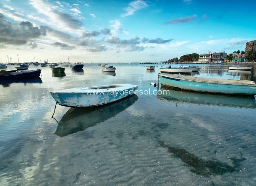 3 soveværelse Villa til salg i Santiago de la Ribera med swimmingpool - € 400.000 (Ref: 9019432)