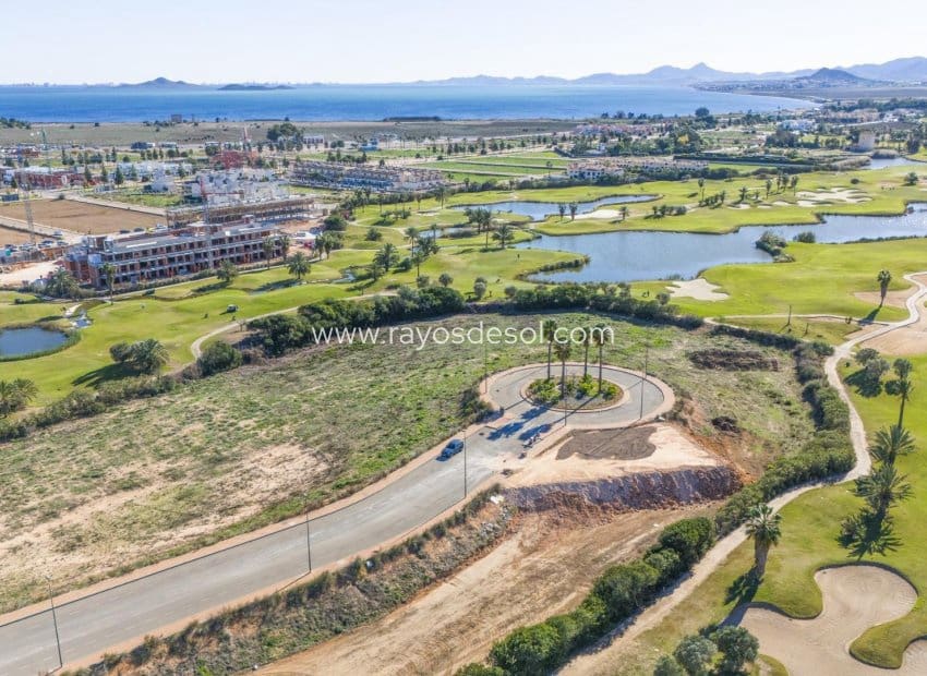 3 soveværelse Lejlighed til salg i Los Alcazares med swimmingpool - € 359.000 (Ref: 9025244)