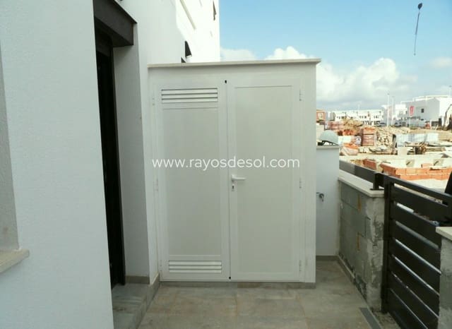 3 sovrum Semi-fristående Villa till salu i Pilar de la Horadada ciudad, Pilar de la Horadada med pool - 354 900 € (Ref: 9037492)