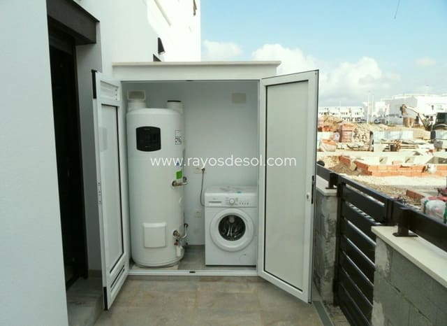 3 sovrum Semi-fristående Villa till salu i Pilar de la Horadada ciudad, Pilar de la Horadada med pool - 354 900 € (Ref: 9037492)