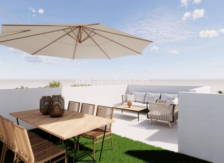 3 soveværelse Semi-Rækkehus til salg i Pilar de la Horadada - € 285.000 (Ref: 9037493)