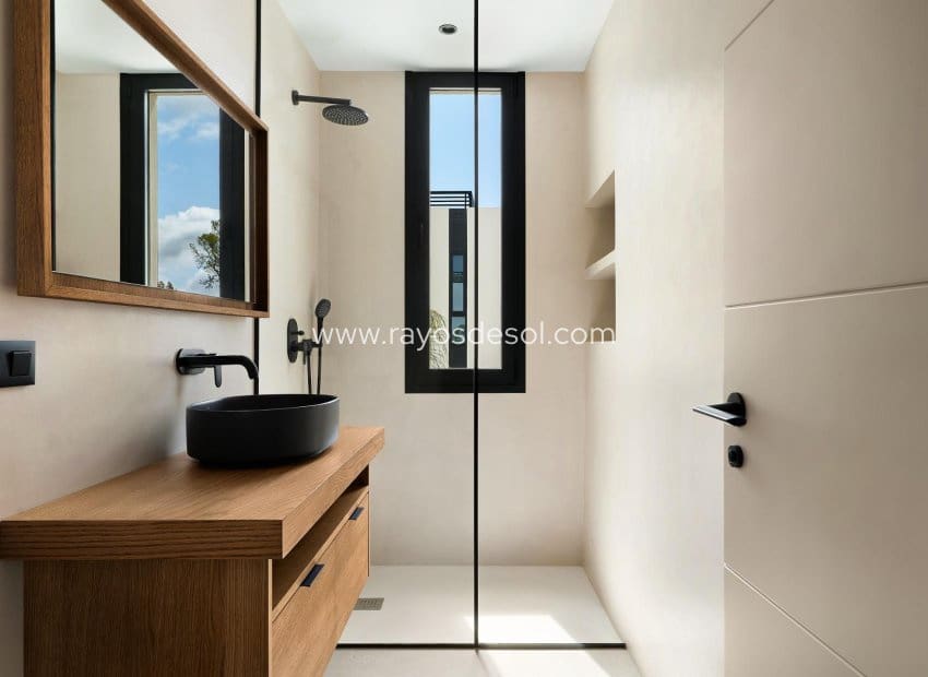 4 soveværelse Villa til salg i La Nucia med swimmingpool - € 1.150.000 (Ref: 9041270)