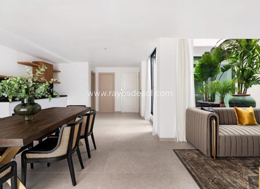 4 chambre Villa/Maison à vendre à La Nucia avec piscine - 1 095 000 € (Ref: 9041270)