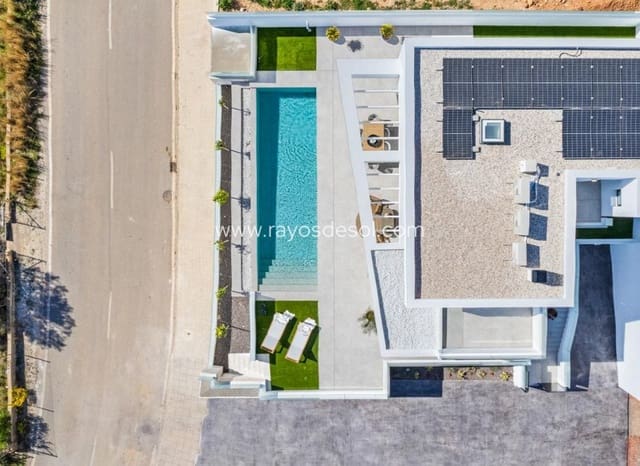 4 bedroom Villa for sale in Polop with pool - € 725,000 (Ref: 9049770)