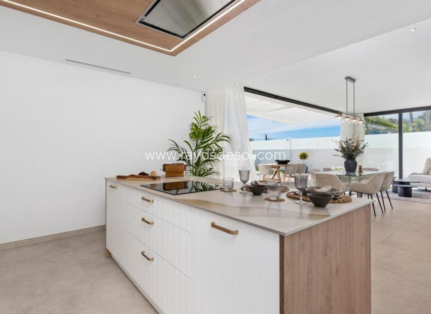 3 makuuhuone Huvila myytävänä paikassa Polop mukana uima-altaan - 755 000 € (Ref: 9049770)