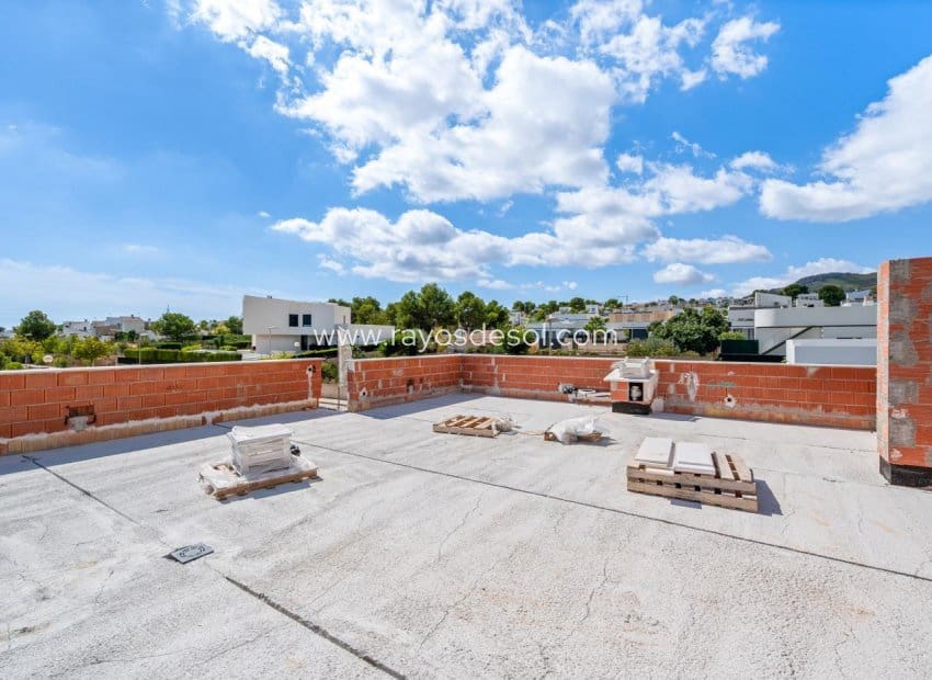 4 bedroom Villa for sale in Polop - € 638,650 (Ref: 9076412)