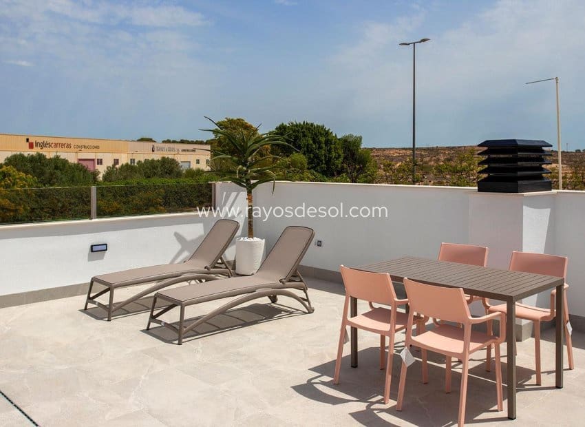 3 soveværelse Villa til salg i Sucina med swimmingpool - € 359.900 (Ref: 9076413)