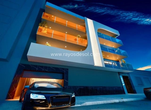 3 chambre Penthouse à vendre à Centro, Torrevieja avec piscine - 599 000 € (Ref: 9076417)