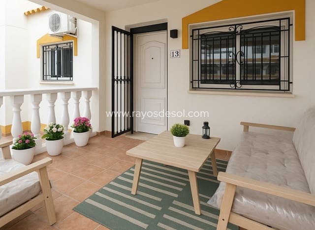 Casa de 3 habitaciones en Los Balcones - Los Altos, Orihuela en venta con piscina - 288.000 € (Ref: 9076429)