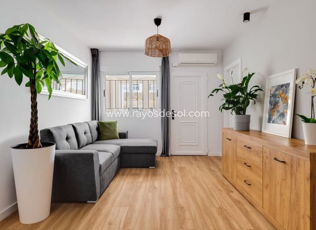 3 slaapkamer Huis te koop in Los Balcones - Los Altos, Orihuela met zwembad - € 299.500 (Ref: 9076429)