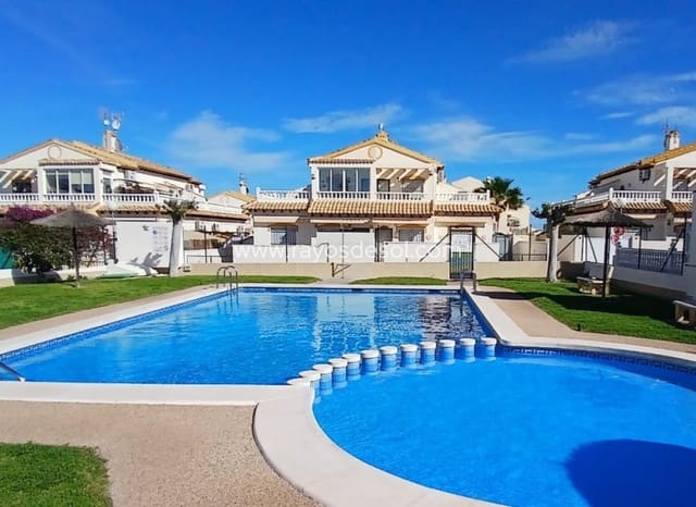 Casa de 3 habitaciones en Los Balcones - Los Altos, Orihuela en venta con piscina - 288.000 € (Ref: 9076429)