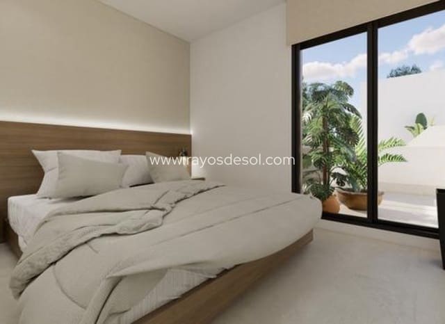 3 soverom Villa til salgs i San Fulgencio med svømmebasseng - € 365 000 (Ref: 9080996)