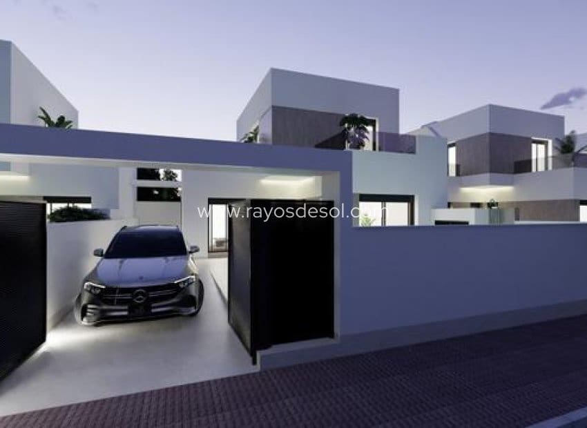 3 bedroom Villa for sale in San Fulgencio with pool - € 365,000 (Ref: 9080996)