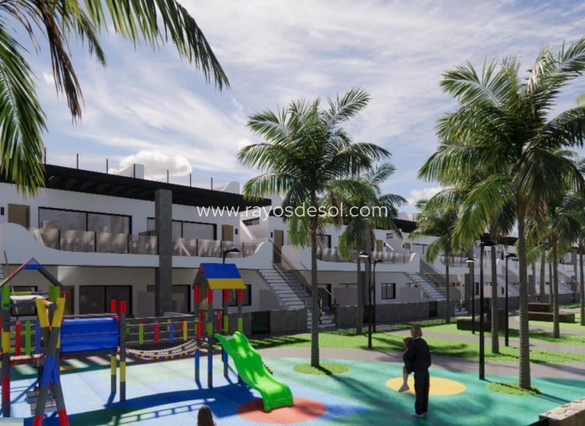 3 soveværelse Lejlighed til salg i Punta Prima med swimmingpool - € 370.000 (Ref: 9113179)