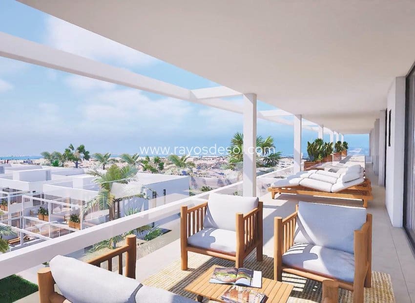 2 soveværelse Lejlighed til salg i Mar de Cristal med swimmingpool - € 270.000 (Ref: 9113180)