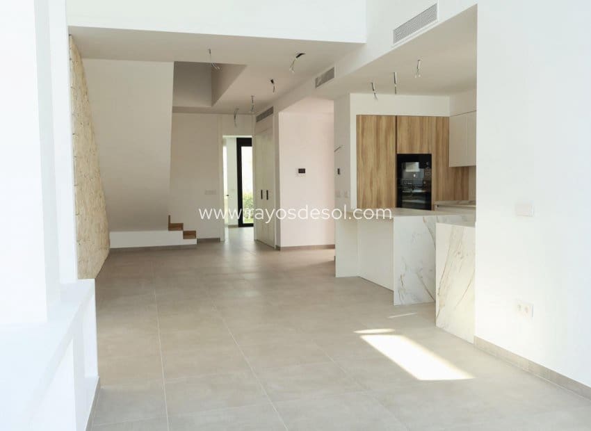 4 sovrum Villa till salu i Albir med pool - 875 000 € (Ref: 9131785)