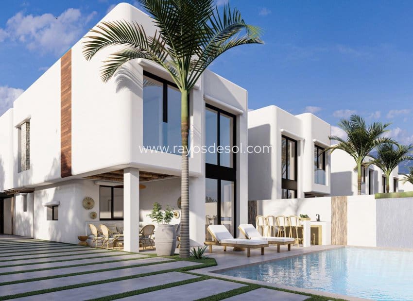 4 sovrum Villa till salu i Albir med pool - 875 000 € (Ref: 9131785)