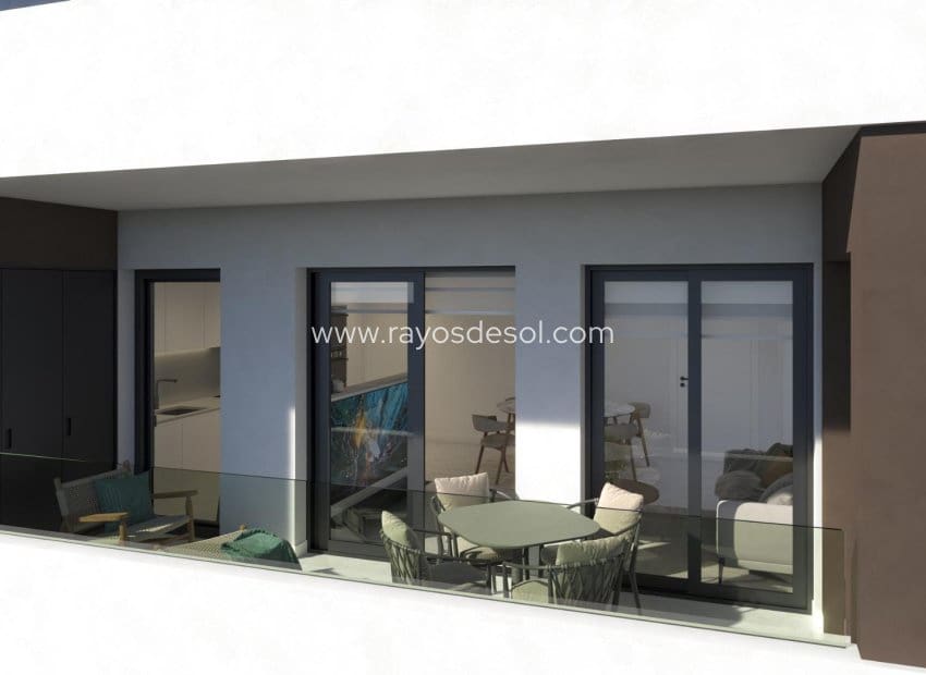 Apartamento de 2 habitaciones en Santa Pola en venta - 283.765 € (Ref: 9153442)