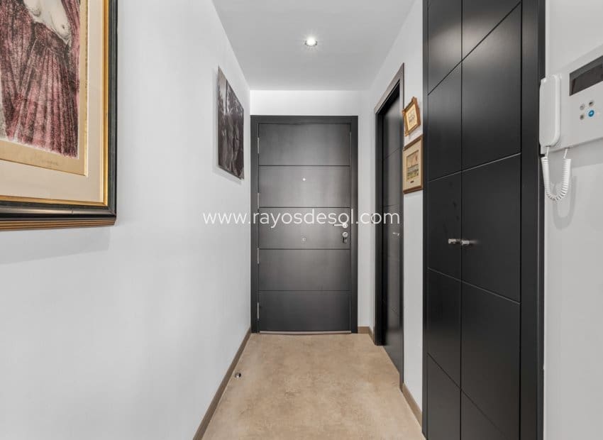 2 bedroom Apartment for sale in Formentera del Segura with pool - € 199,900 (Ref: 9176997)