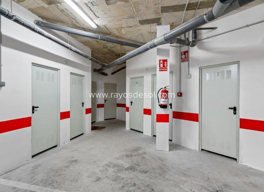 2 bedroom Apartment for sale in Formentera del Segura with pool - € 199,900 (Ref: 9176997)