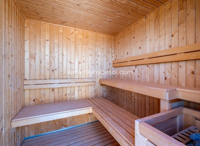 2 bedroom Apartment for sale in Formentera del Segura with pool - € 199,900 (Ref: 9176997)