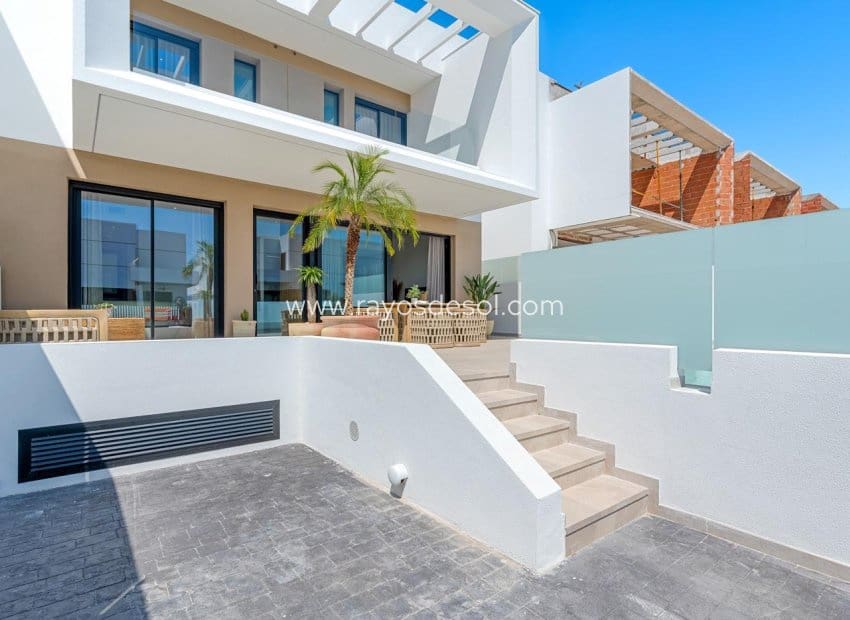 3 soveværelse Villa til salg i Dolores med swimmingpool - € 460.000 (Ref: 9176998)