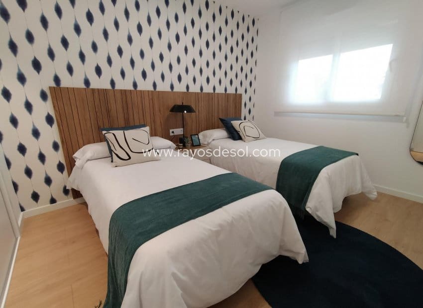 2 soveværelse Lejlighed til salg i Monforte del Cid med swimmingpool - € 270.000 (Ref: 9176999)