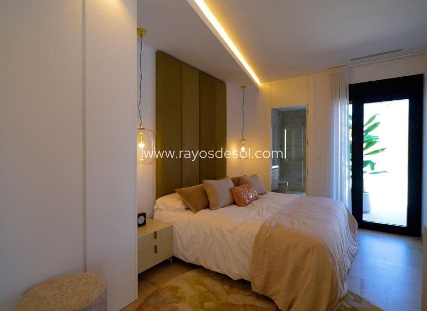 3 bedroom Villa for sale in Los Altos with pool - € 509,000 (Ref: 9177003)