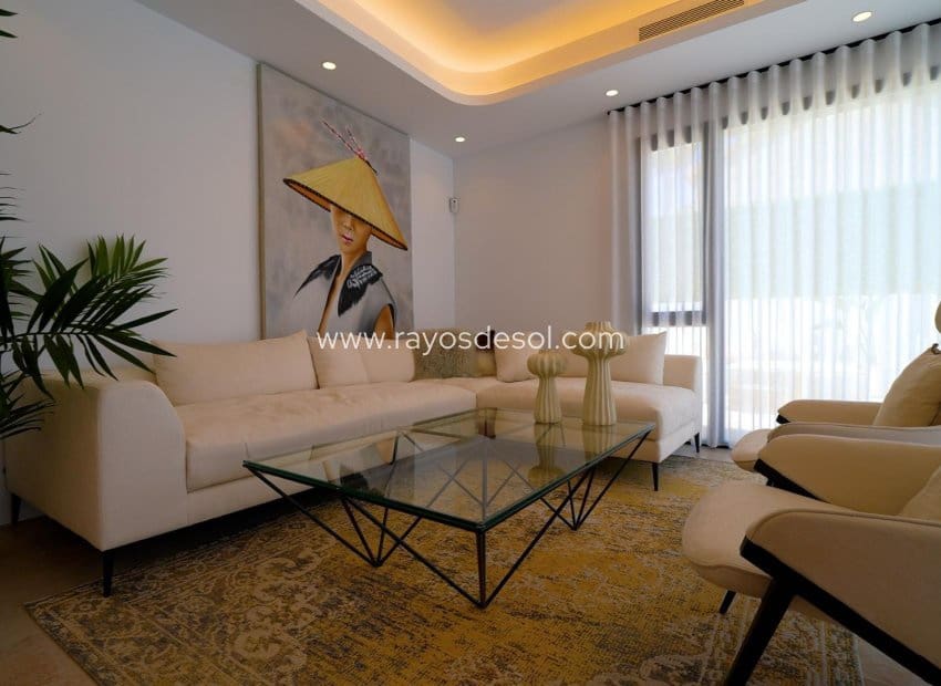 3 bedroom Villa for sale in Los Altos with pool - € 509,000 (Ref: 9177003)