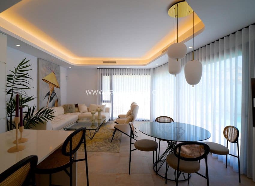 3 bedroom Villa for sale in Los Altos with pool - € 509,000 (Ref: 9177003)