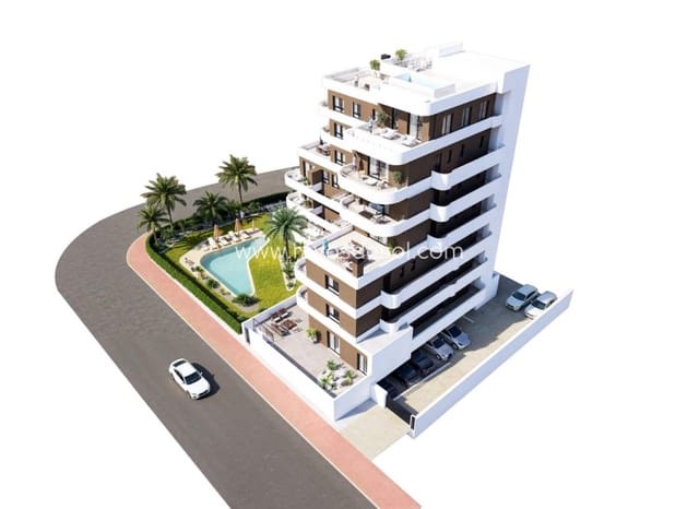 Ático de 3 habitaciones en Puerto Deportivo, Guardamar del Segura en venta con piscina - 695.000 € (Ref: 9177004)