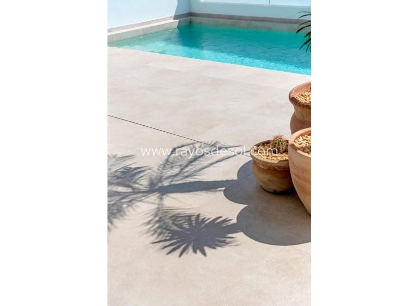 3 soveværelse Semi-Rækkehus til salg i Dolores med swimmingpool - € 389.000 (Ref: 9177006)