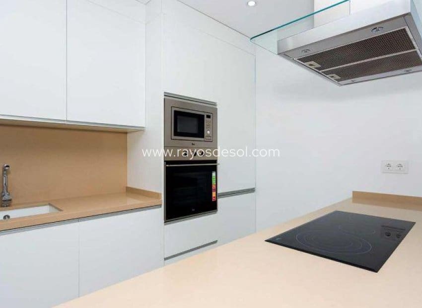 3 Zimmer Villa zu verkaufen in Daya Nueva mit Pool - 453.000 € (Ref: 9177095)