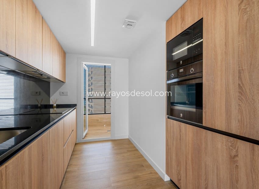 2 soveværelse Lejlighed til salg i Punta Prima med swimmingpool - € 509.995 (Ref: 9177103)