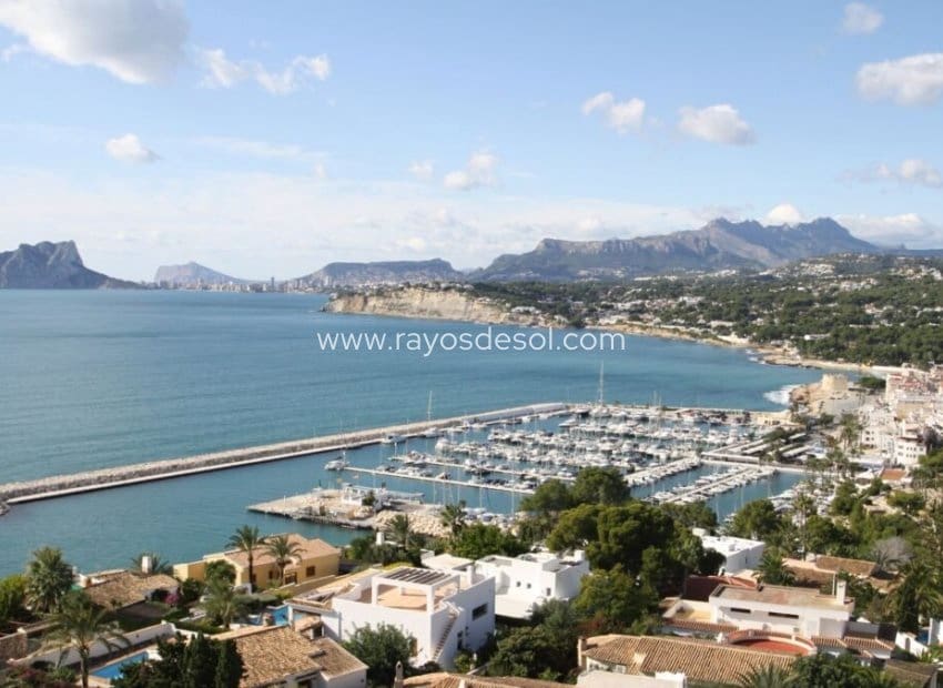 4 soveværelse Villa til salg i Moraira med swimmingpool - € 1.990.000 (Ref: 9177104)