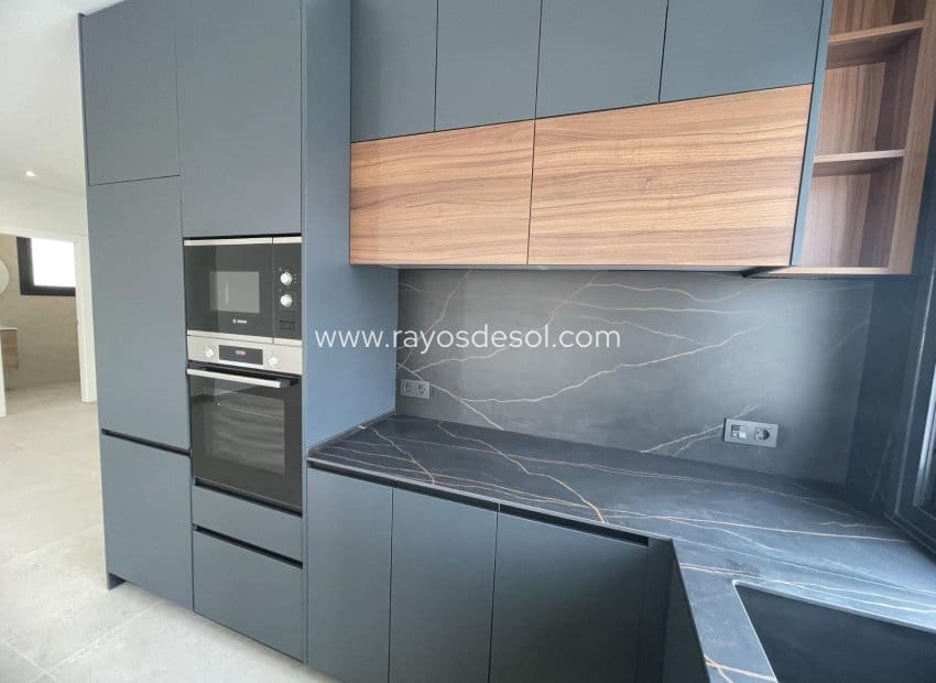 3 soveværelse Villa til salg i Ciudad Quesada med swimmingpool - € 799.900 (Ref: 9177540)