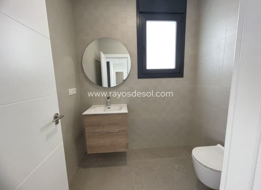 3 soveværelse Villa til salg i Ciudad Quesada med swimmingpool - € 799.900 (Ref: 9177540)