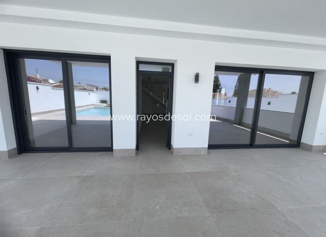 3 soveværelse Villa til salg i Ciudad Quesada, Rojales med swimmingpool - € 799.900 (Ref: 9177540)